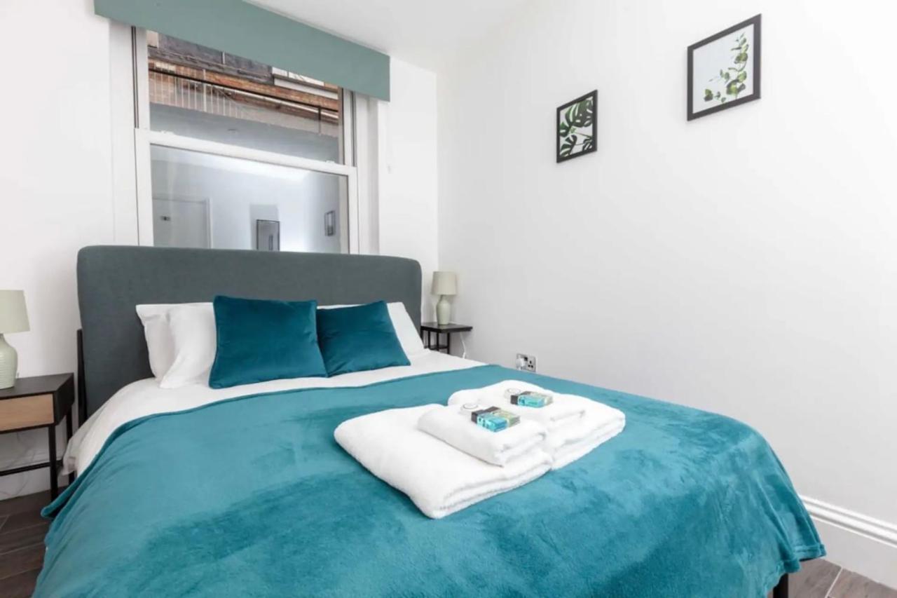 Relaxing Oasis Apartment By The Sea - Double And Sofa Bed Brighton Exterior photo